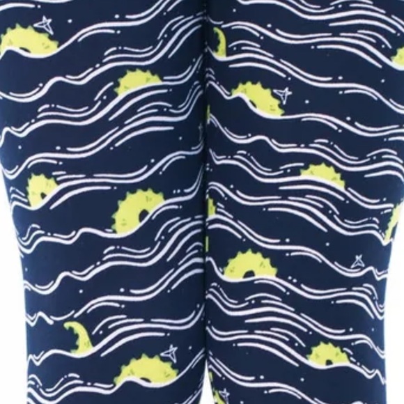 Sweetlegs NWT into the deep petite - Picture 2 of 9